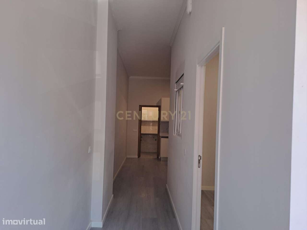 Loja com 98,50 m2 | Habitação ou Loja - Grande imagem: 5/20