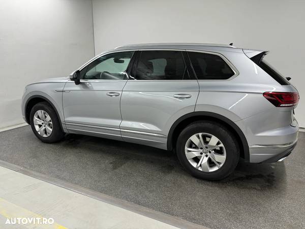 Volkswagen Touareg V6 TDI Elegance - 3