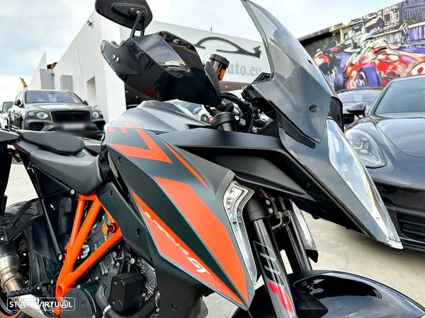 KTM SuperDuke GT - 13