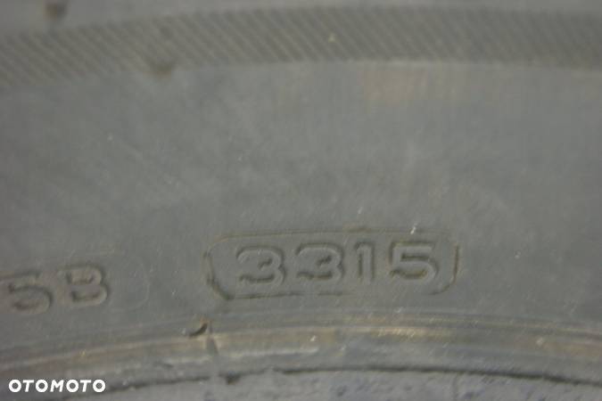 215/60R16 99H Bridgestone Blizzak LM-32 6mm 70595 - 4