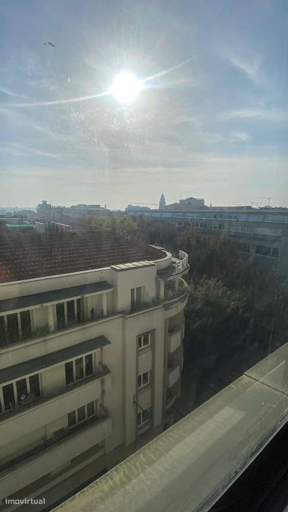 Escritório de 447m², com privilegiada vista, no Centro do Porto-4