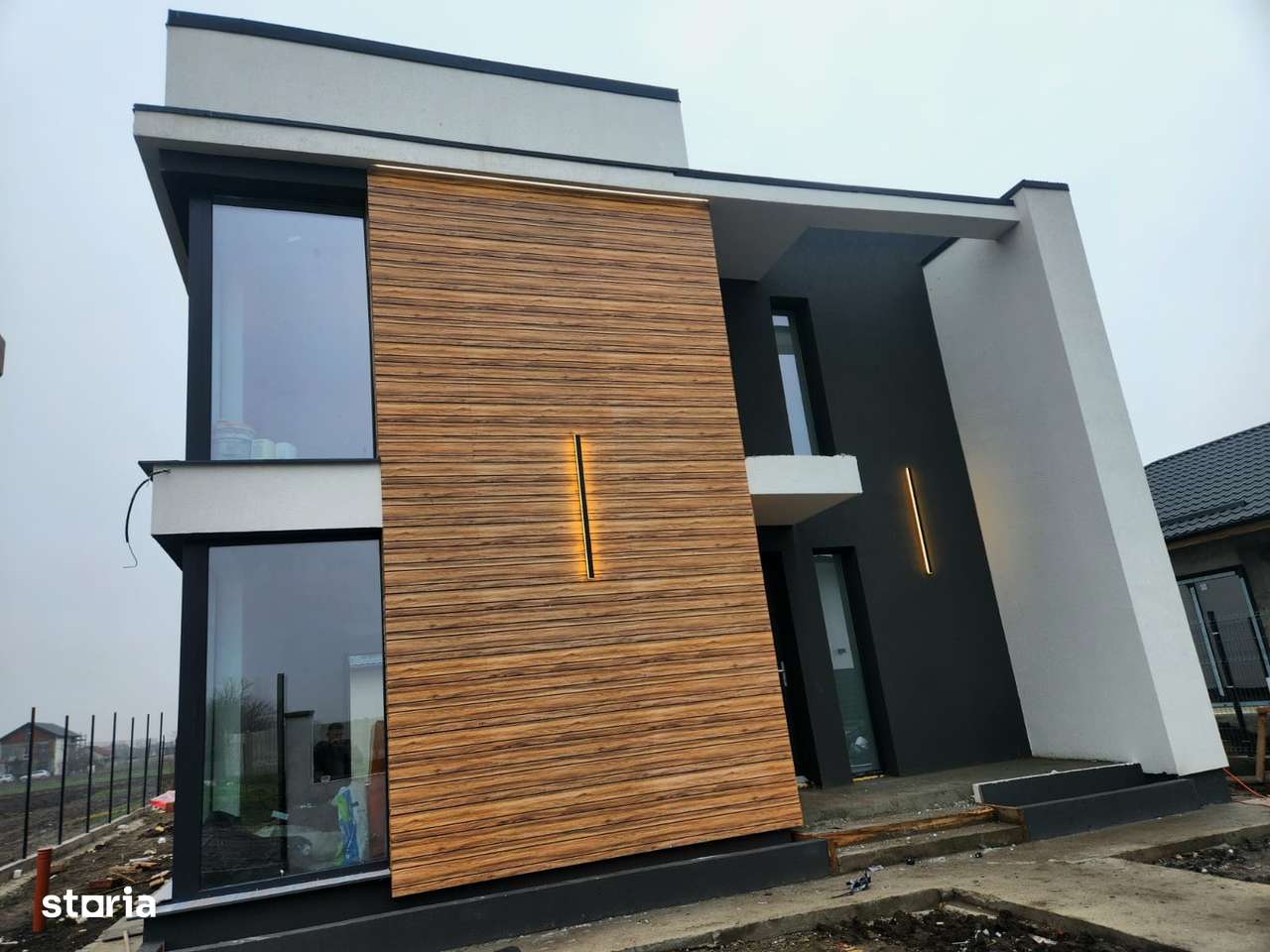 Vila/Casa 4 camere-teren 416 mp/Com.Berceni-1