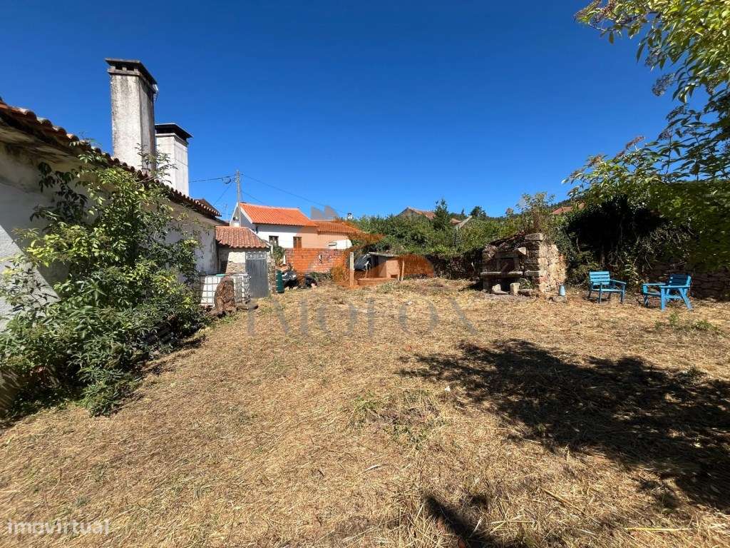 Moradia com 4 quartos e jardim em Lourosa, Oliveira do Hospital-3