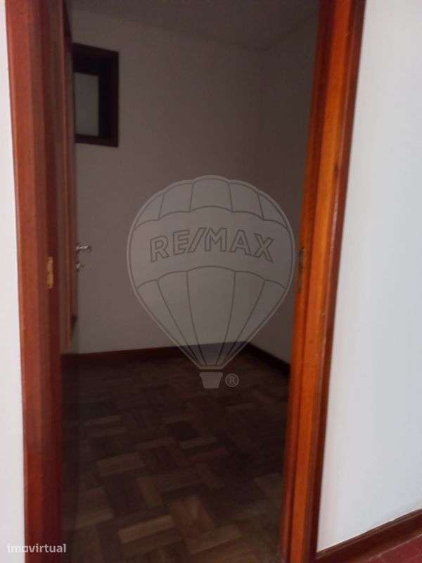 Apartamento T2 para arrendamento - Grande imagem: 4/13