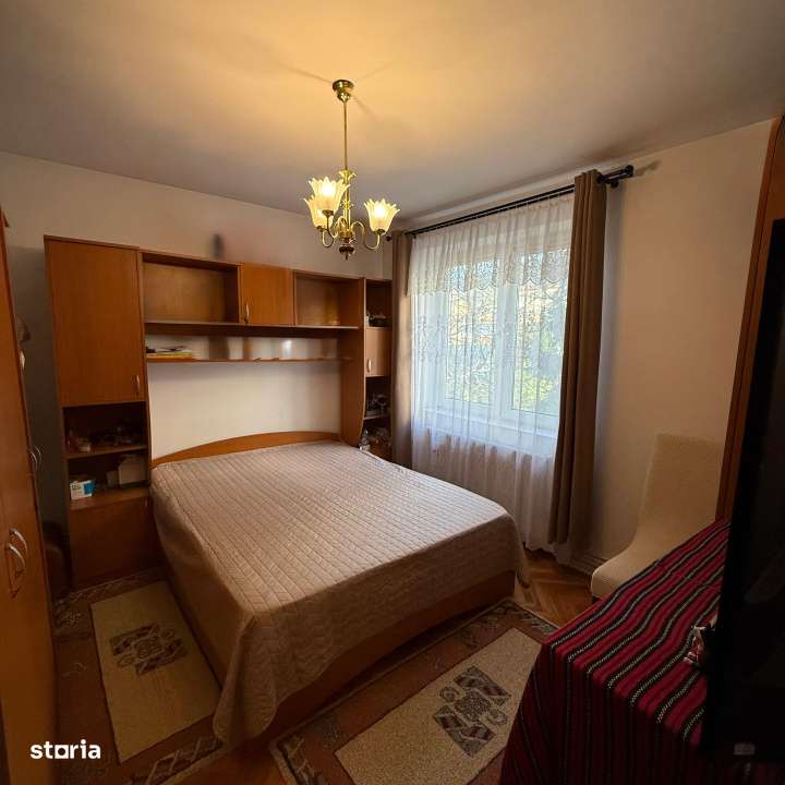 Vanzare - Apartament cu 3 camere, etaj 1, mobilat si utilat - Imagine principală: 4/15