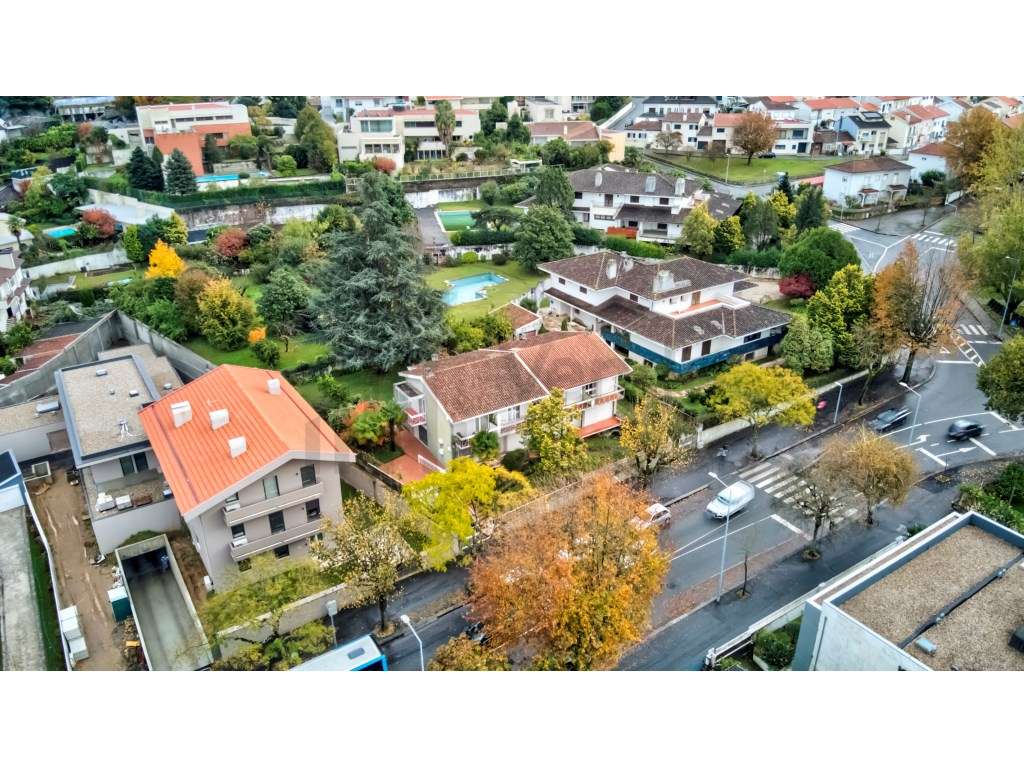 Vende-se Moradia Braga - Centro da Cidade-6