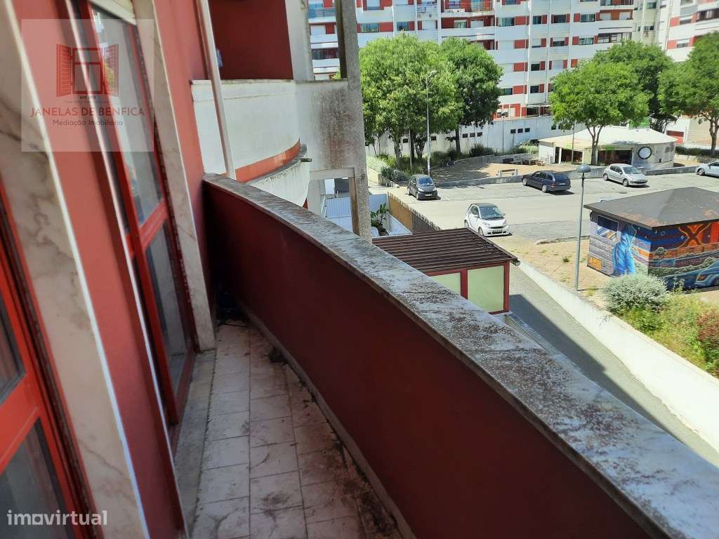 T2 c/estacionamento. Algueirão - Mem Martins- Sintra-10