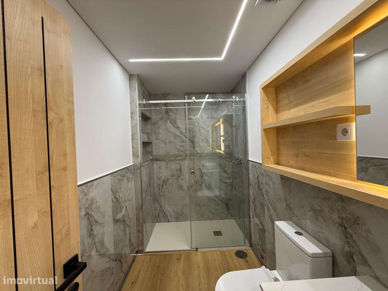 Apartamento T0 Novo - Centro do Porto-22