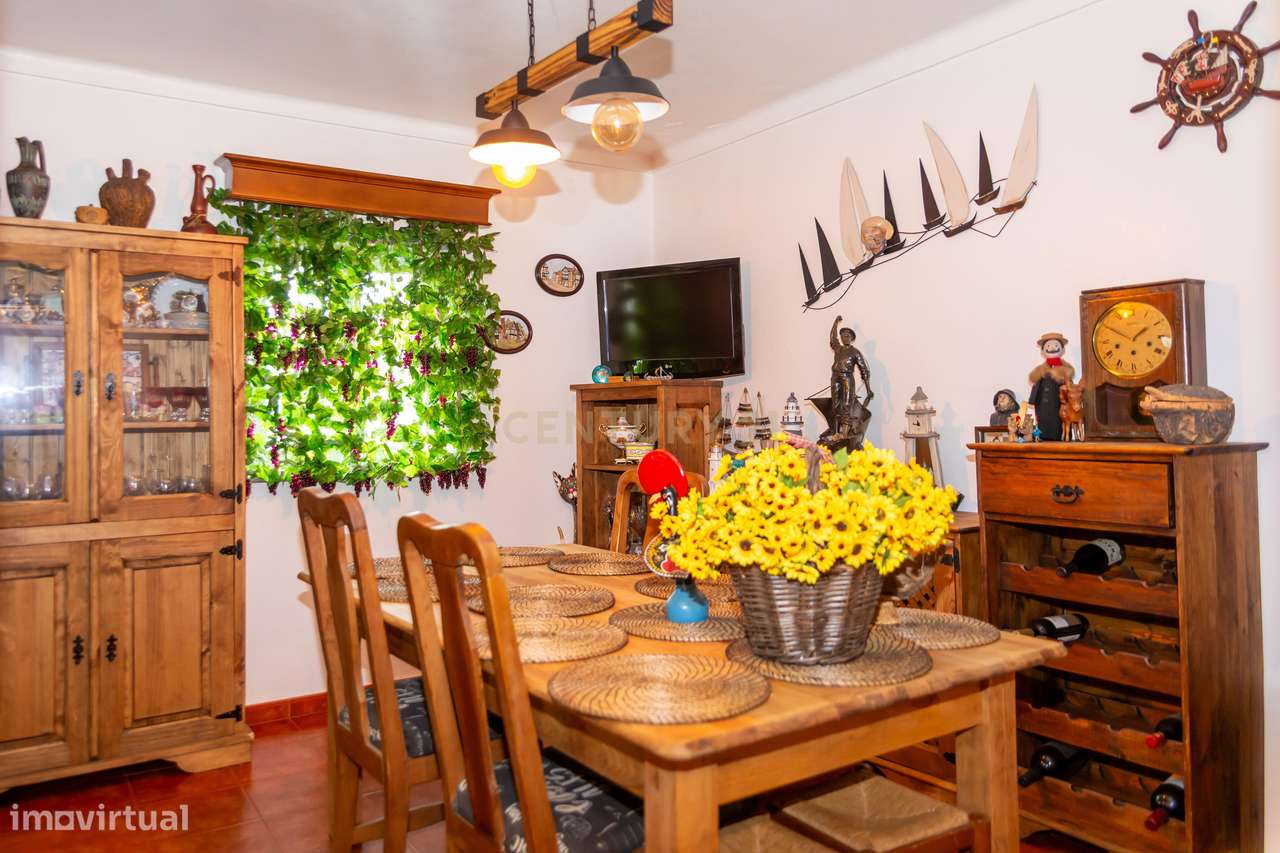 Charmosa Moradia T4 em Estremoz-39