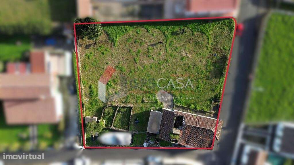 Conjunto de dois prédios urbanos com elevado potencial – Venda exclusi-9