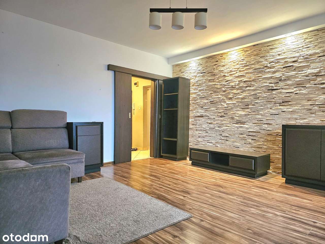 3-pokojowe mieszkanie na os. Chrobrego bezpośrednio przy parku - Pełny obrazek: 2/15