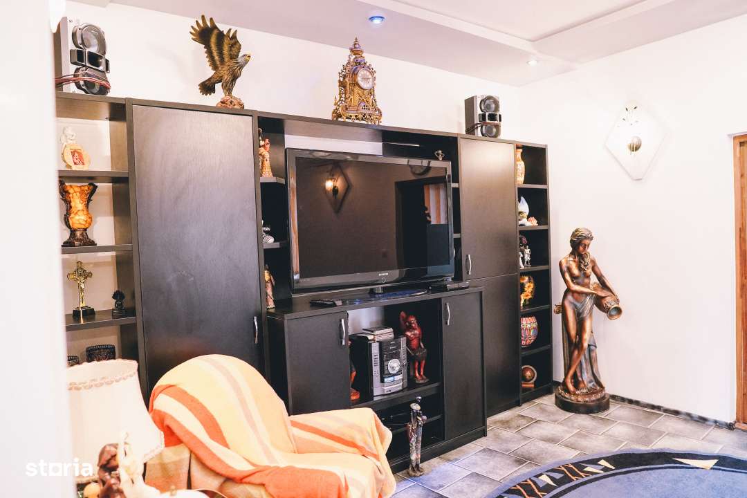 Casa renovata integral 4 camere + garaj | Piata Cluj, Str. Paris, Sibi-6