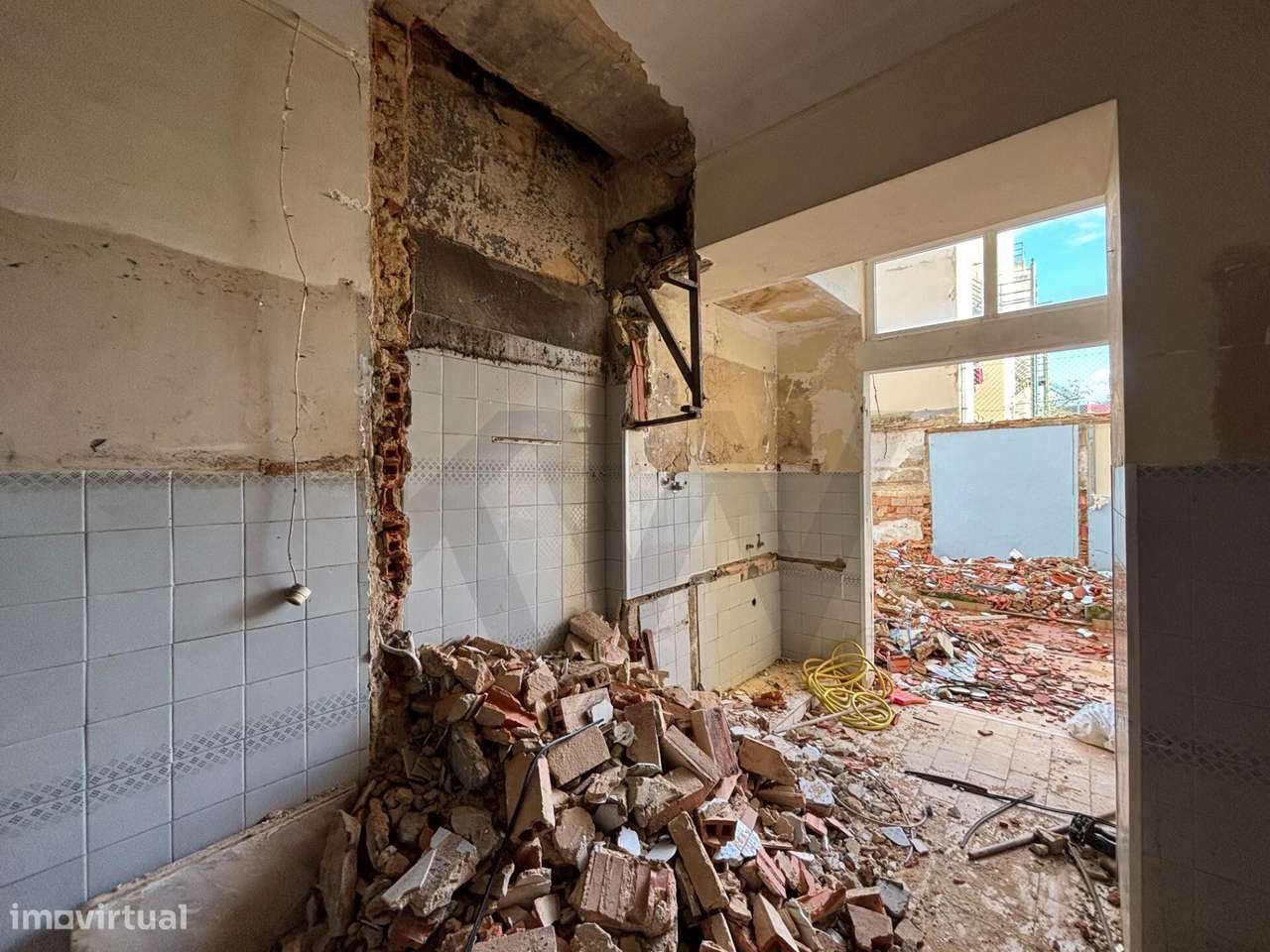 Predio Devoluto - Grande imagem: 5/19