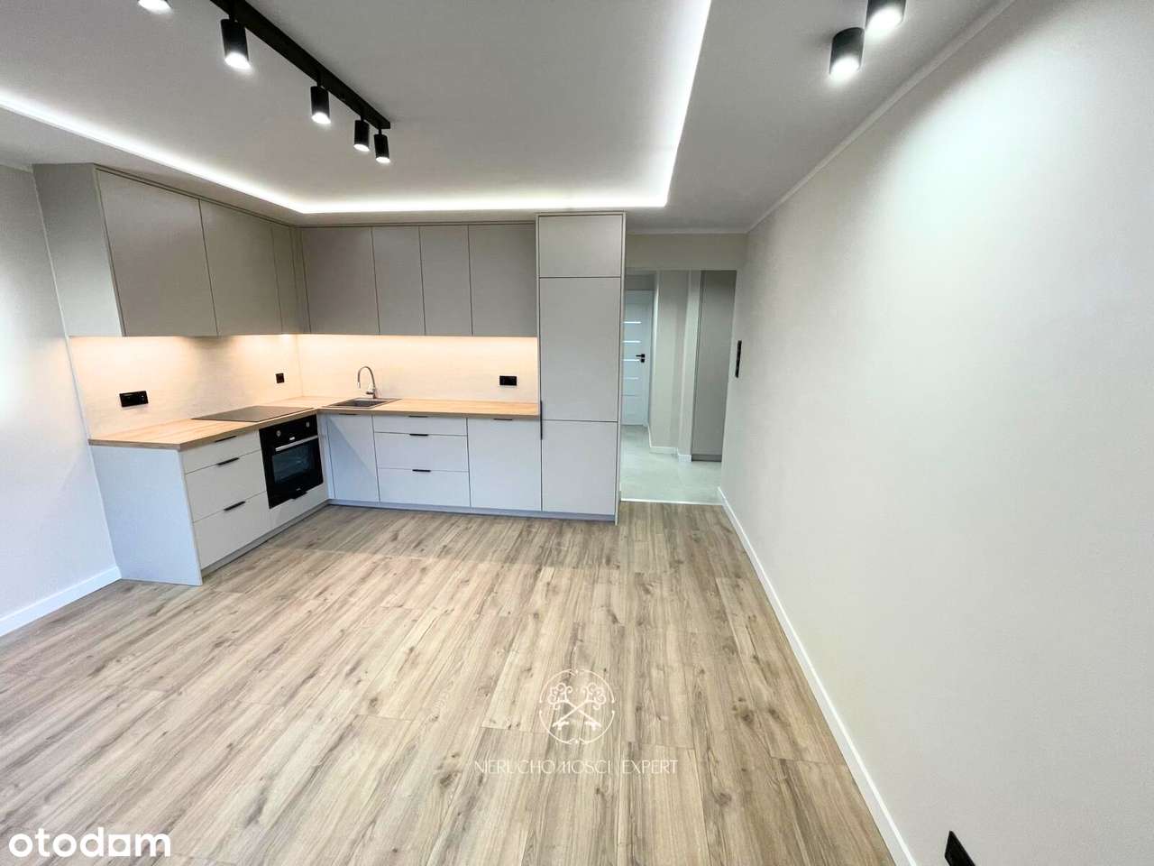 I piętro I 3 pokoje I Balkon loggia I Winda I os. Słoneczne - Pełny obrazek: 3/10