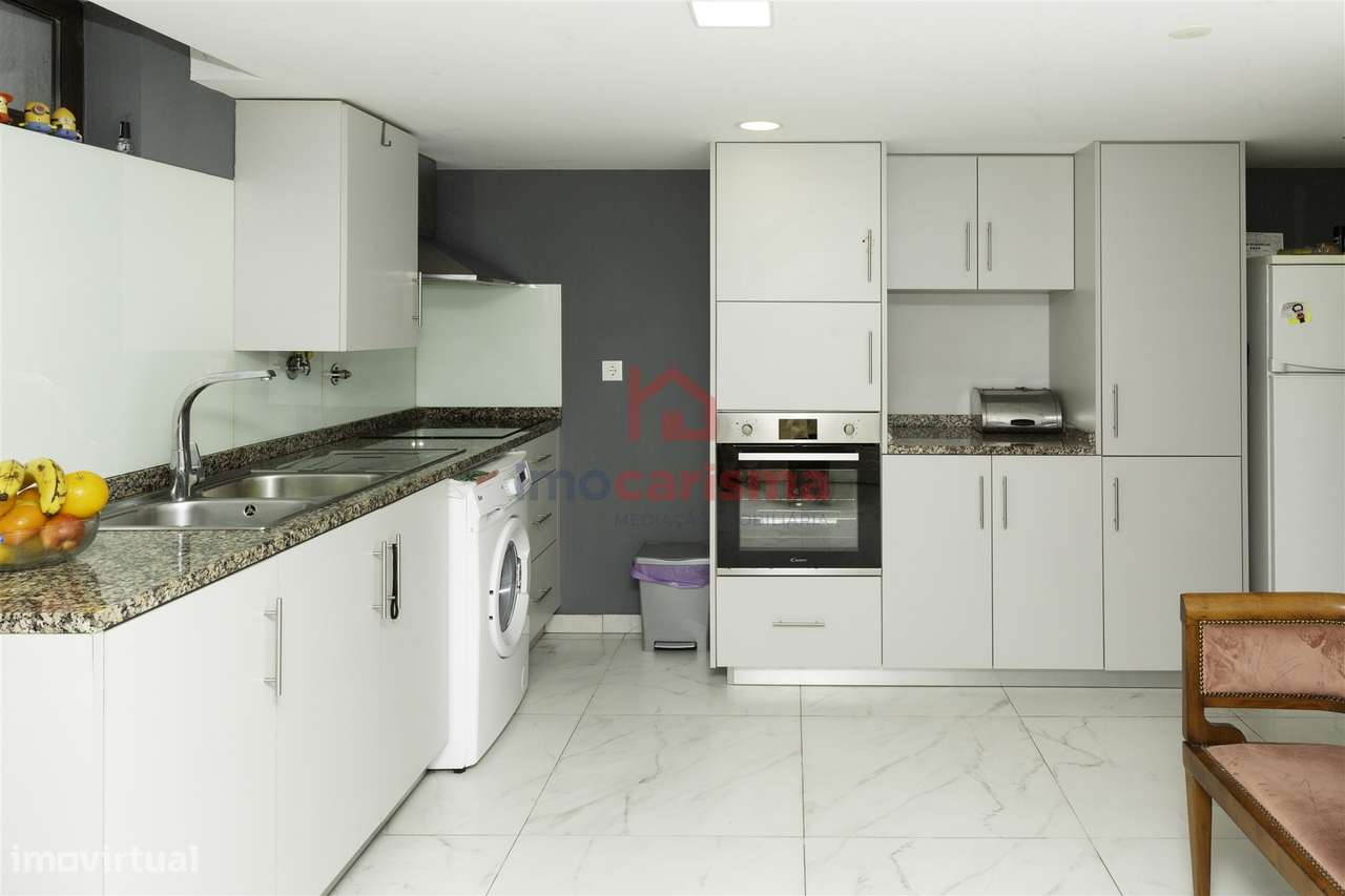 Moradia Bi-Familiar São Tomé De Negrelos, Santo Tirso - Grande imagem: 4/27