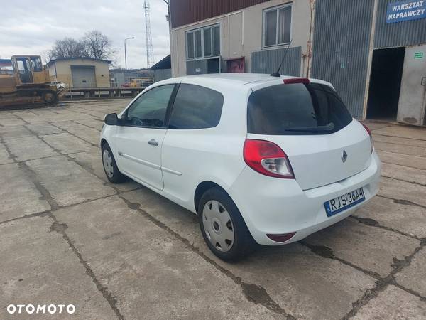 Renault Clio Societe - 3