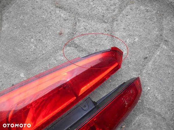 Lampa lewa prawa tył tylna Ford Fiesta Mk6 Lift 1,4 16V - 2