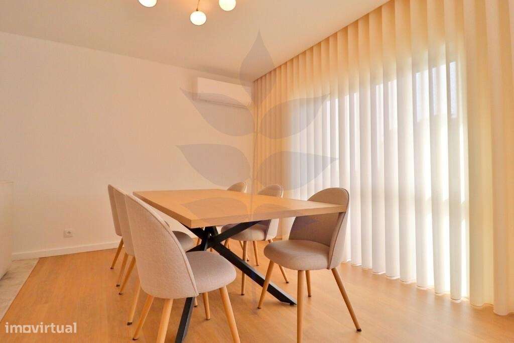 Venda apartamento T2 totalmente renovado em Maximinos-25