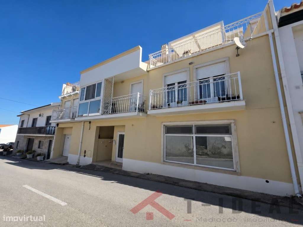 Apartamento T1 remodelado próximo das praias-12