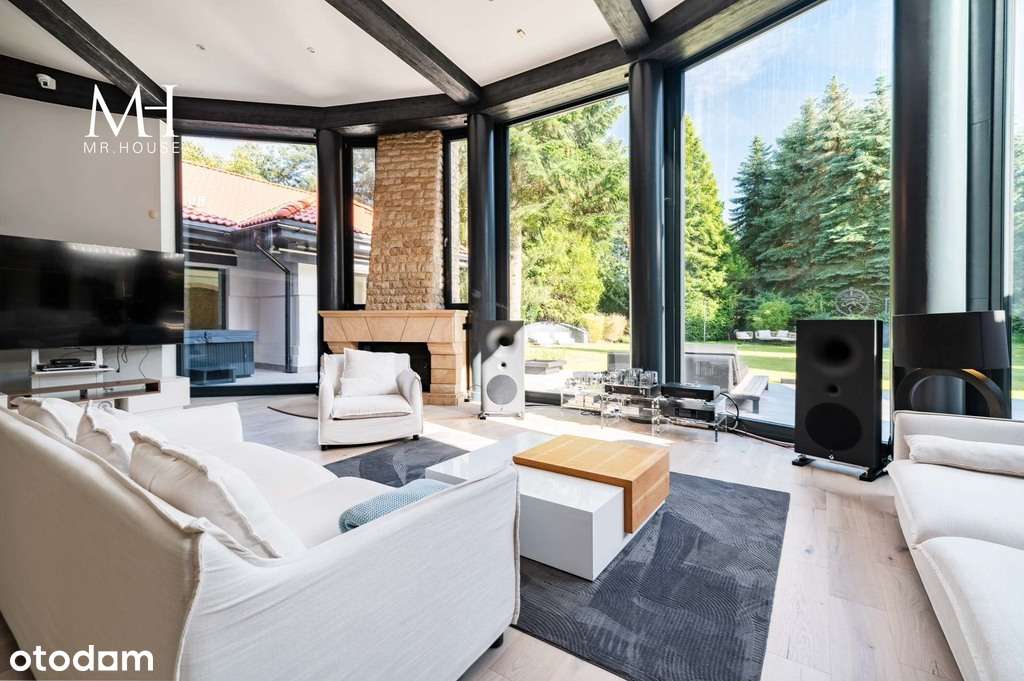 IMPONUJĄCY AZYL W MIEŚCIE | ŁÓDŹ JULIANÓW-6