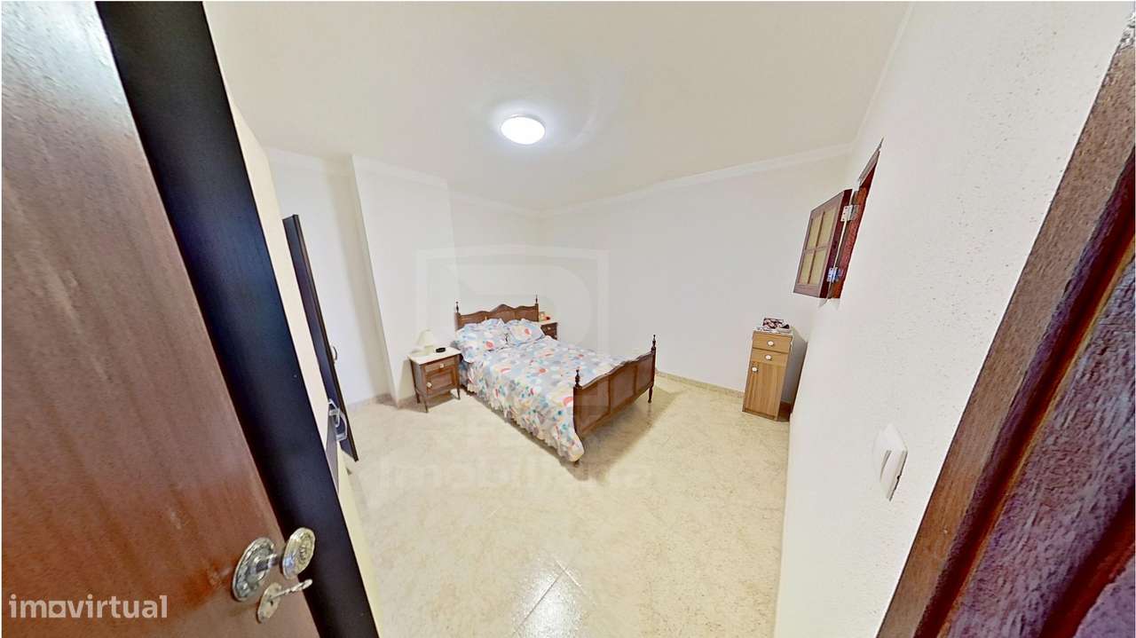 Moradia T6 com Terreno 1000 m² + Terreno Rústico – Medelim-44