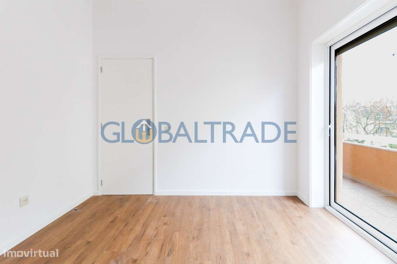 Apartamento T3 Renovado & Equipado em Águas Santas-48