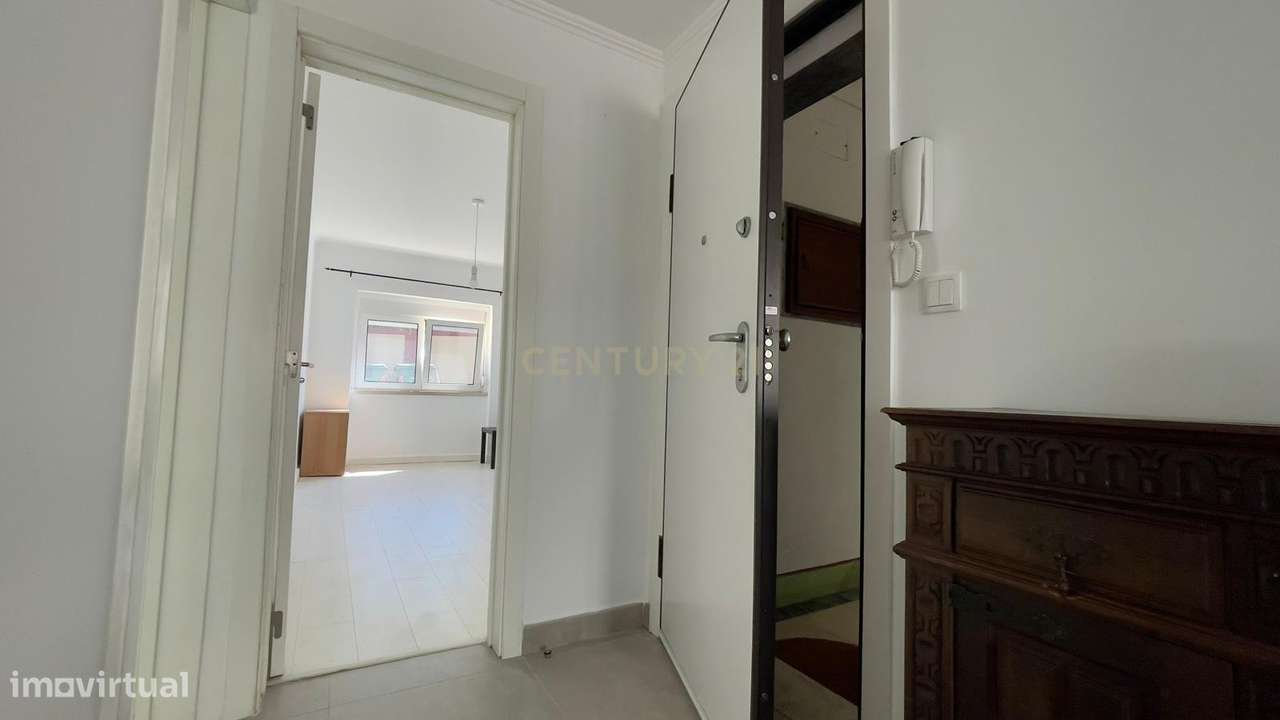 Apartamento T2 em Almada com  Boa Localização - Grande imagem: 4/35