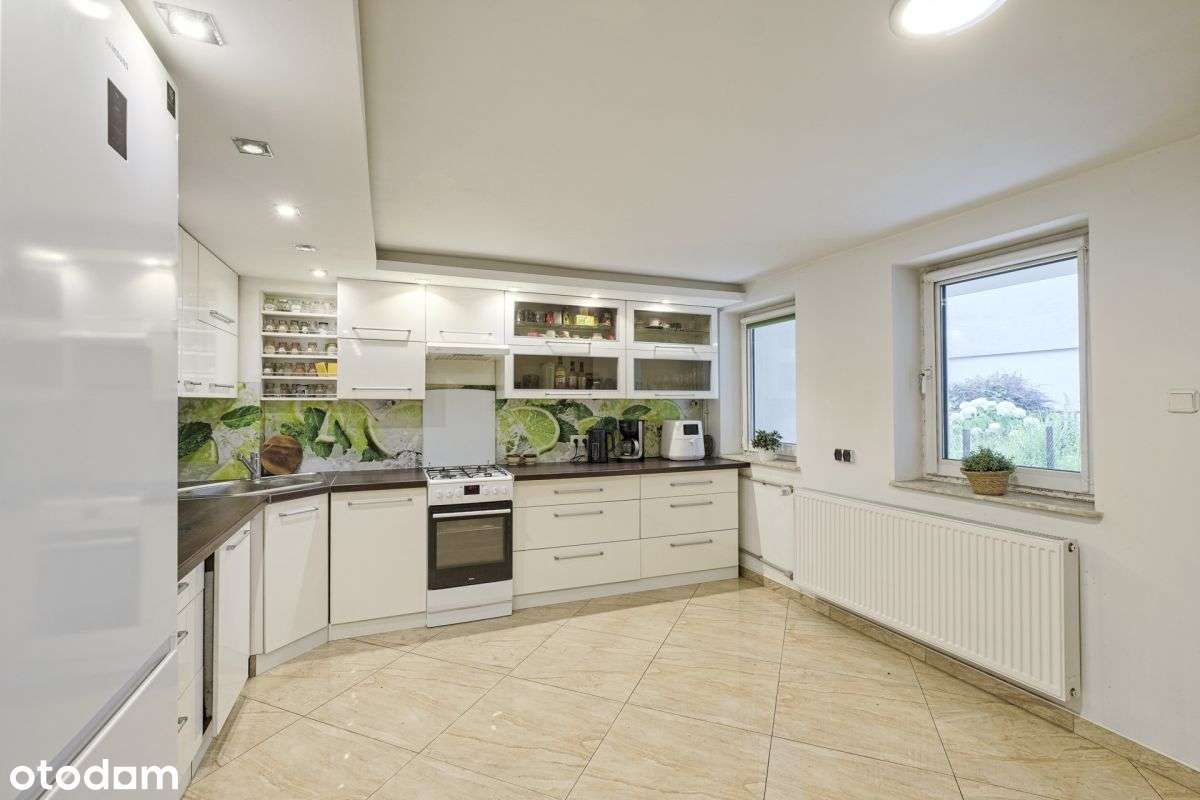 Segment w cichej części Ursynowa-0