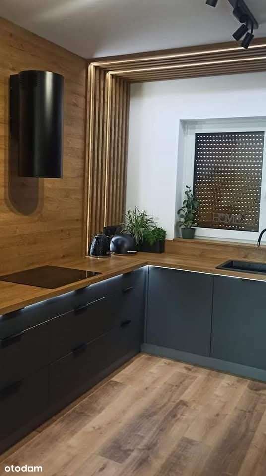 Dom Wolnostojący W Okolicy Lasu-10