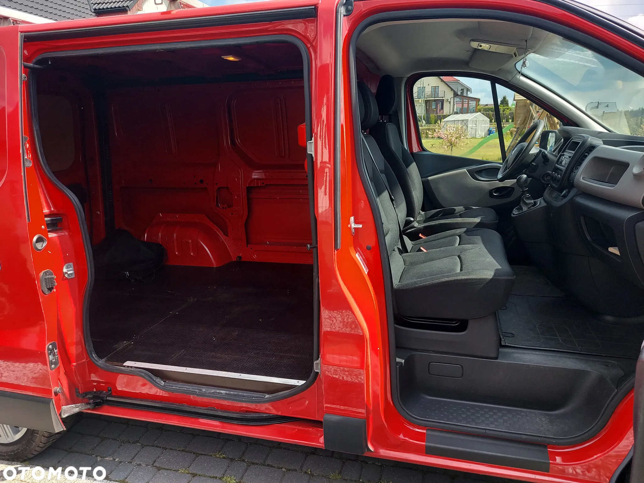 Renault Trafic - 11