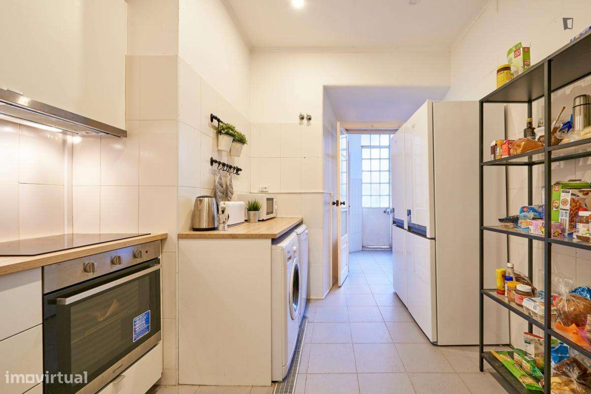 Quarto - localizado em Alameda Lisbon - Grande imagem: 4/14