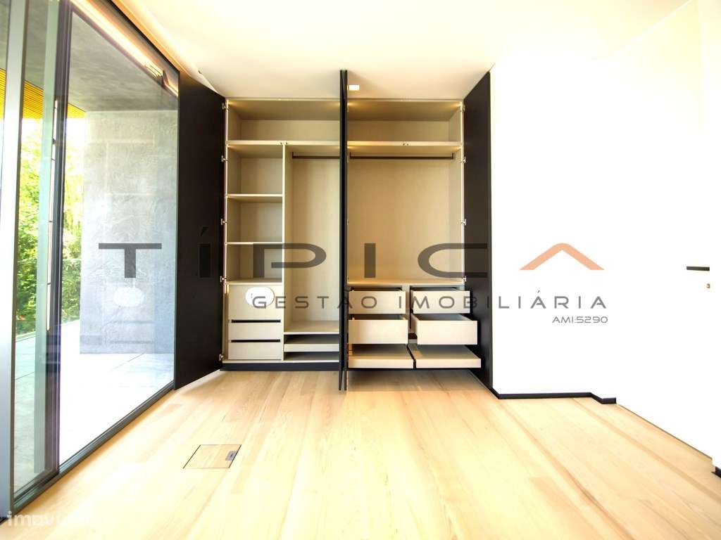 Moradia LUXO Condomínio Privado-44