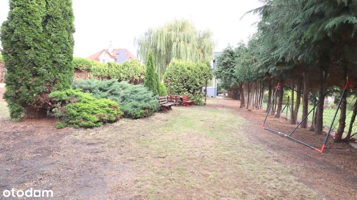 Wolnostojący dom z dużą działką - Pełny obrazek: 2/9