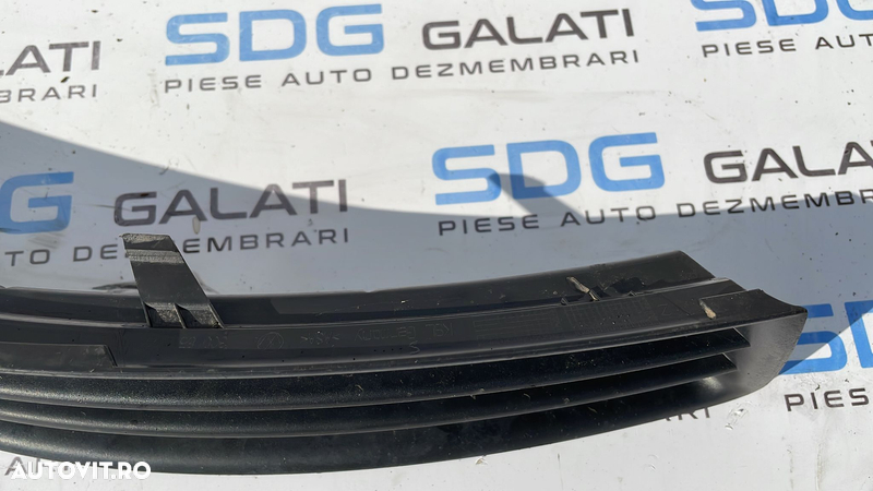Grila Dreapta Bara Spoiler Fata cu Defect Volkswagen Passat B6 2005 - 2010 Cod 3C0853666 [2211] - 4
