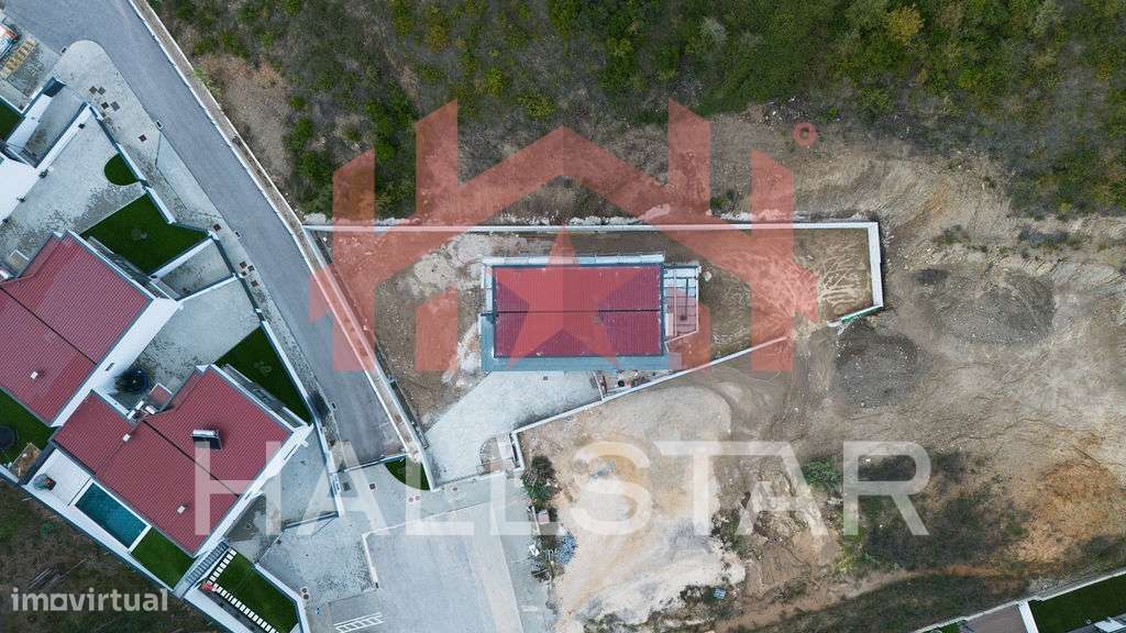 Moradia T4+1 / 2 Suites / Parceiros-6