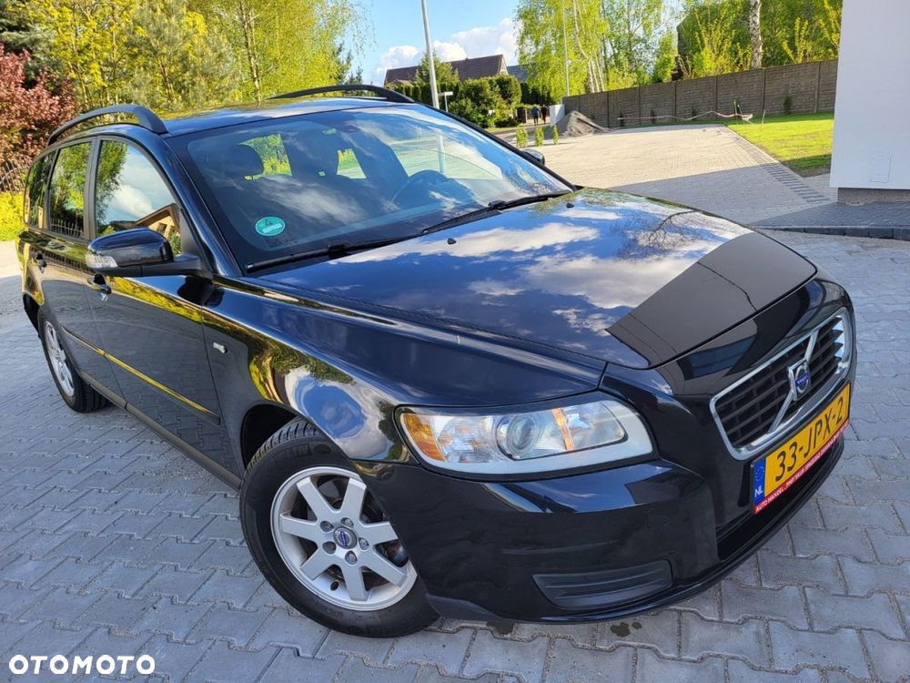 Volvo V50