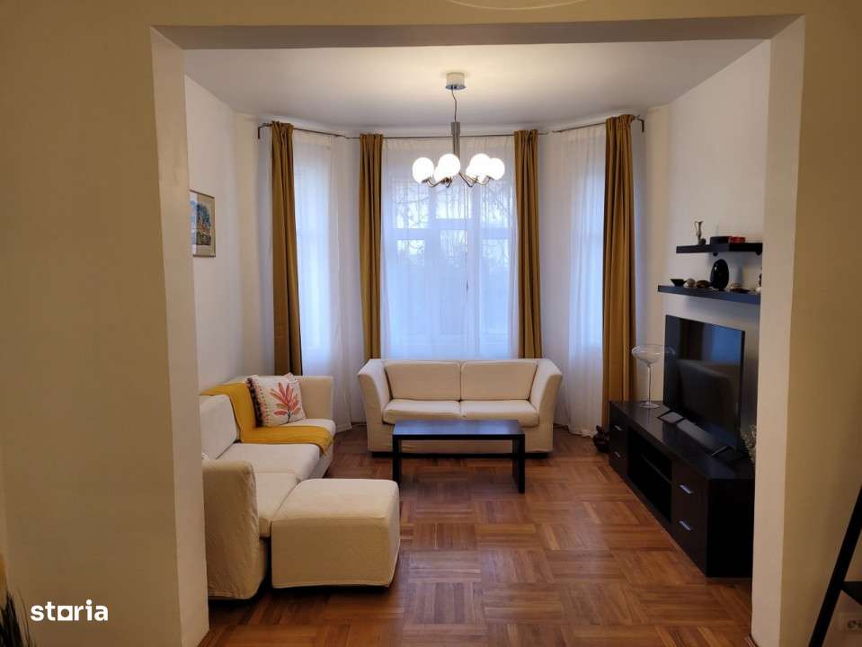Mall Vitan -apartament in vila-0