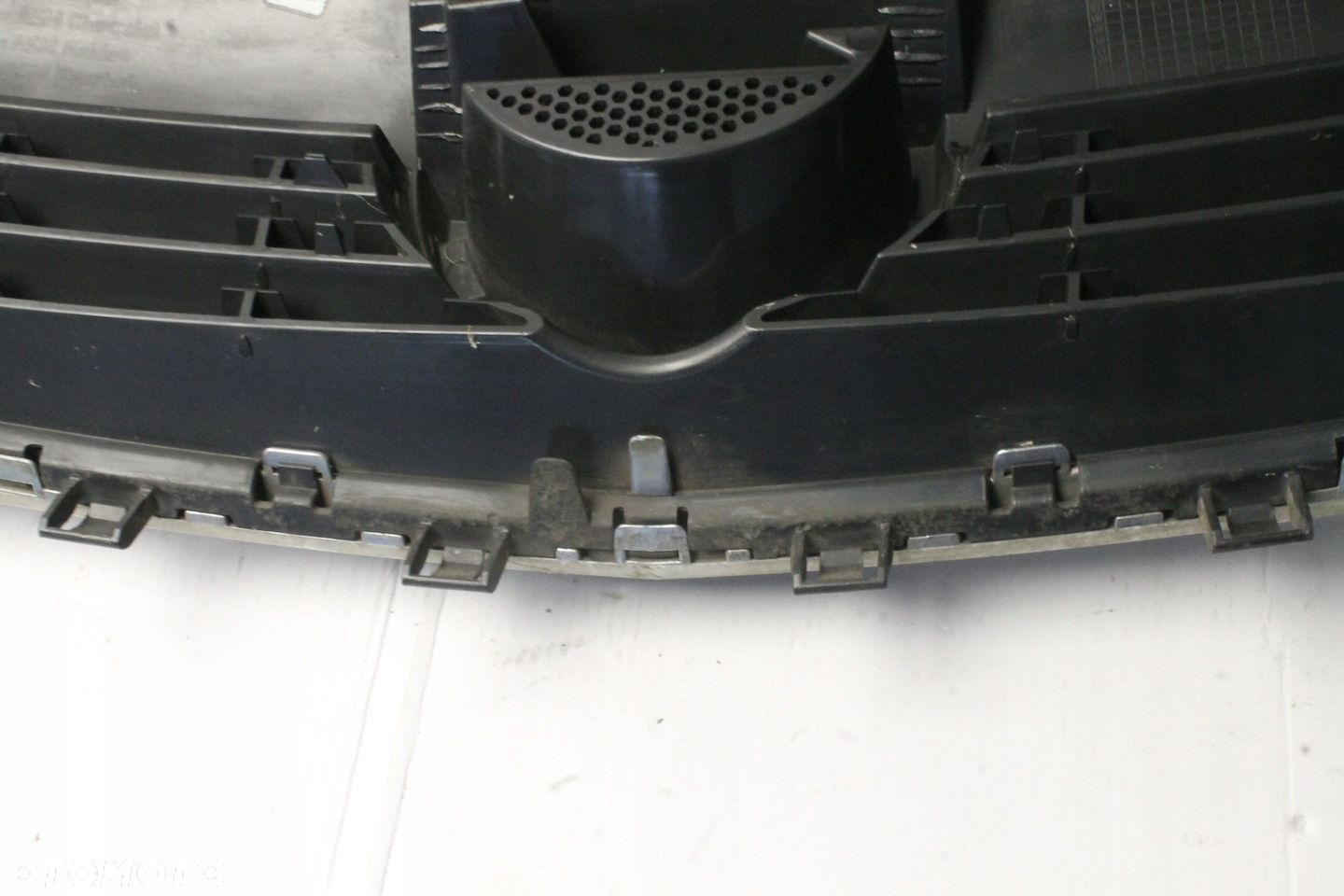 GRILL CHROM ATRAPA ZDERZAKA OPEL ZAFIRA 2 B 05R- - 10