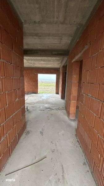 Vand casa in Cihei,str.Prieteniei - Imagine principală: 4/8