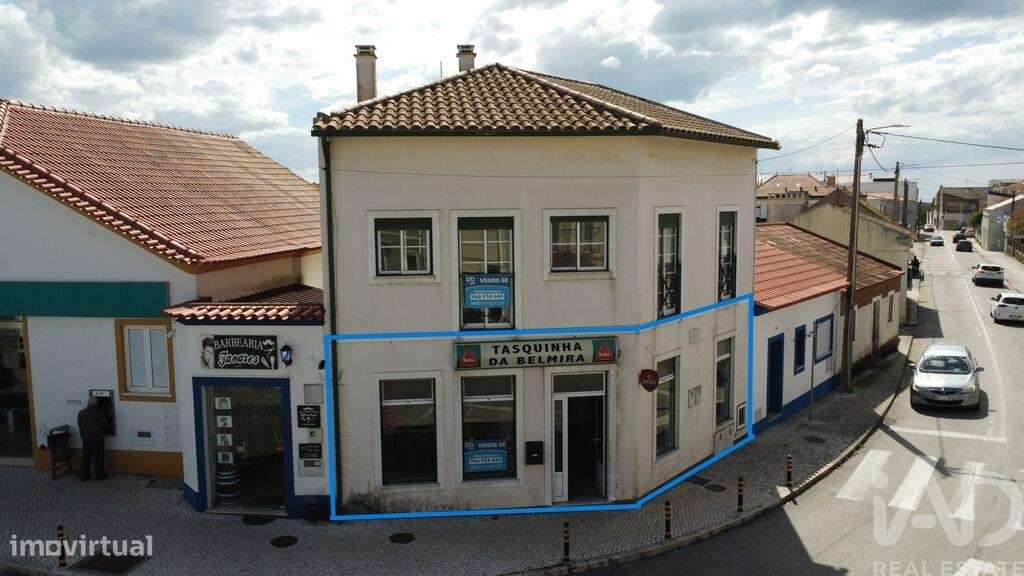 Prédio T1 em Vieira de Leiria de 170,00 m2 - Grande imagem: 2/30