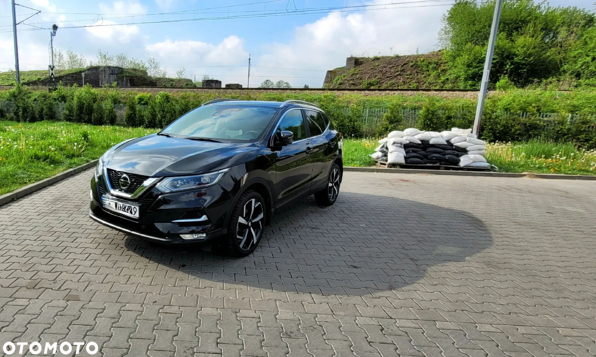 Nissan Qashqai 1.3 DIG-T Tekna - 2