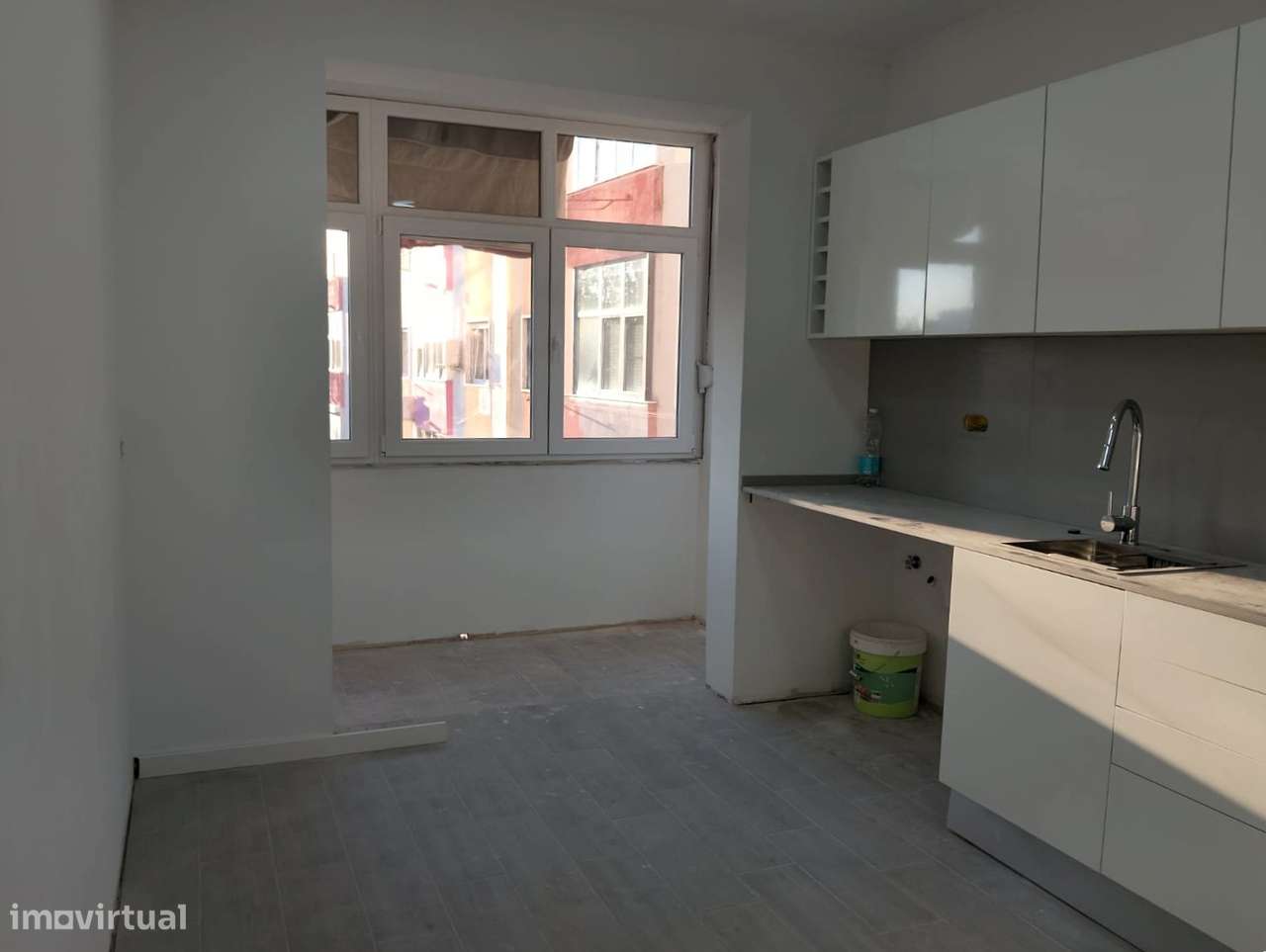 Apartamento T3 Totalmente Remodelado-4