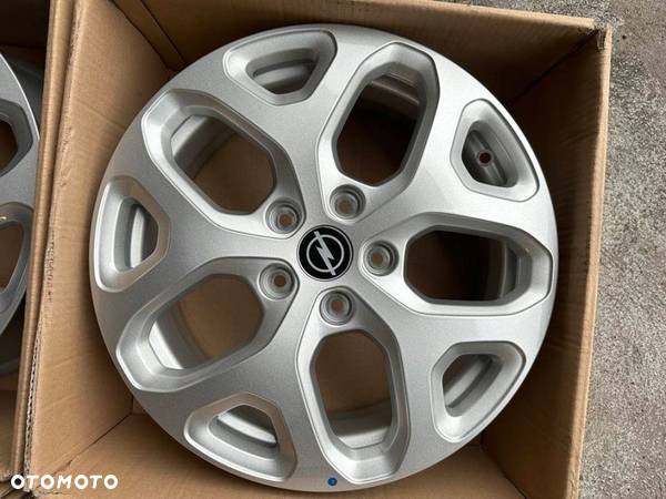 Felgi aluminiowe 17cali OPEL Vivaro 5x114,3 Et50 - 4