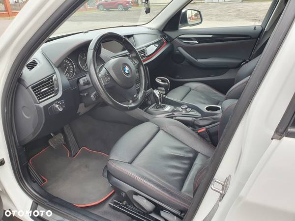 BMW X1 xDrive20d Sport Line - 10