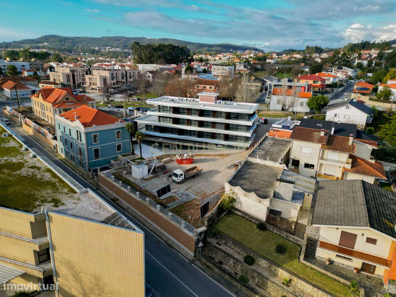 Novo Apartamento T2 com terraço 42m2 - Grande imagem: 2/9