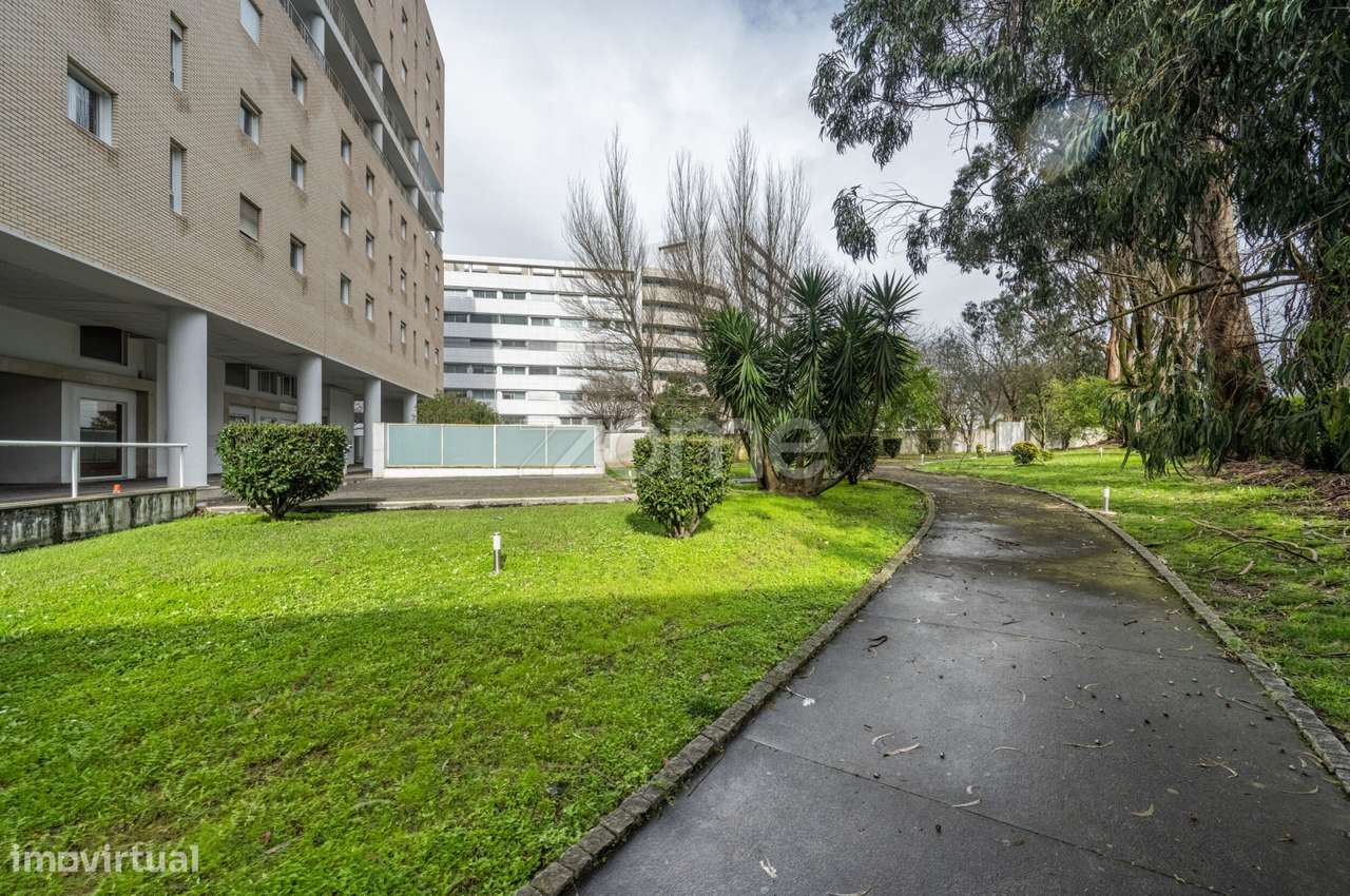 Apartamento T2 no Pinheiro Manso – Condomínio Privado - Grande imagem: 3/30