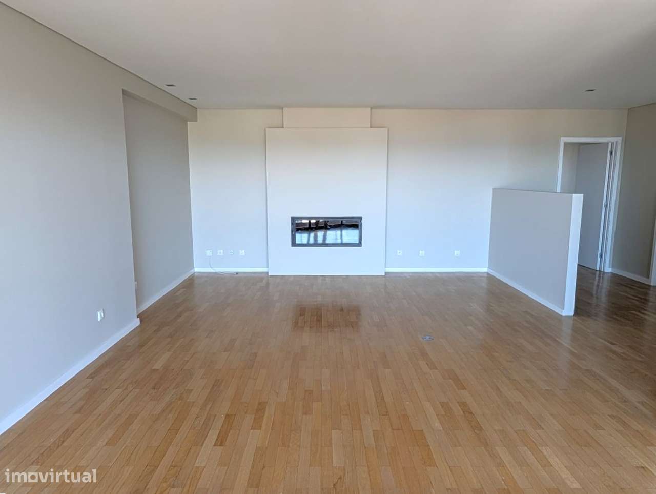 T3 Remodelado com varanda na foz/ vista mar - Grande imagem: 2/11