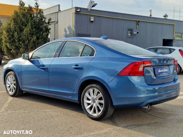 Volvo S60 - 4