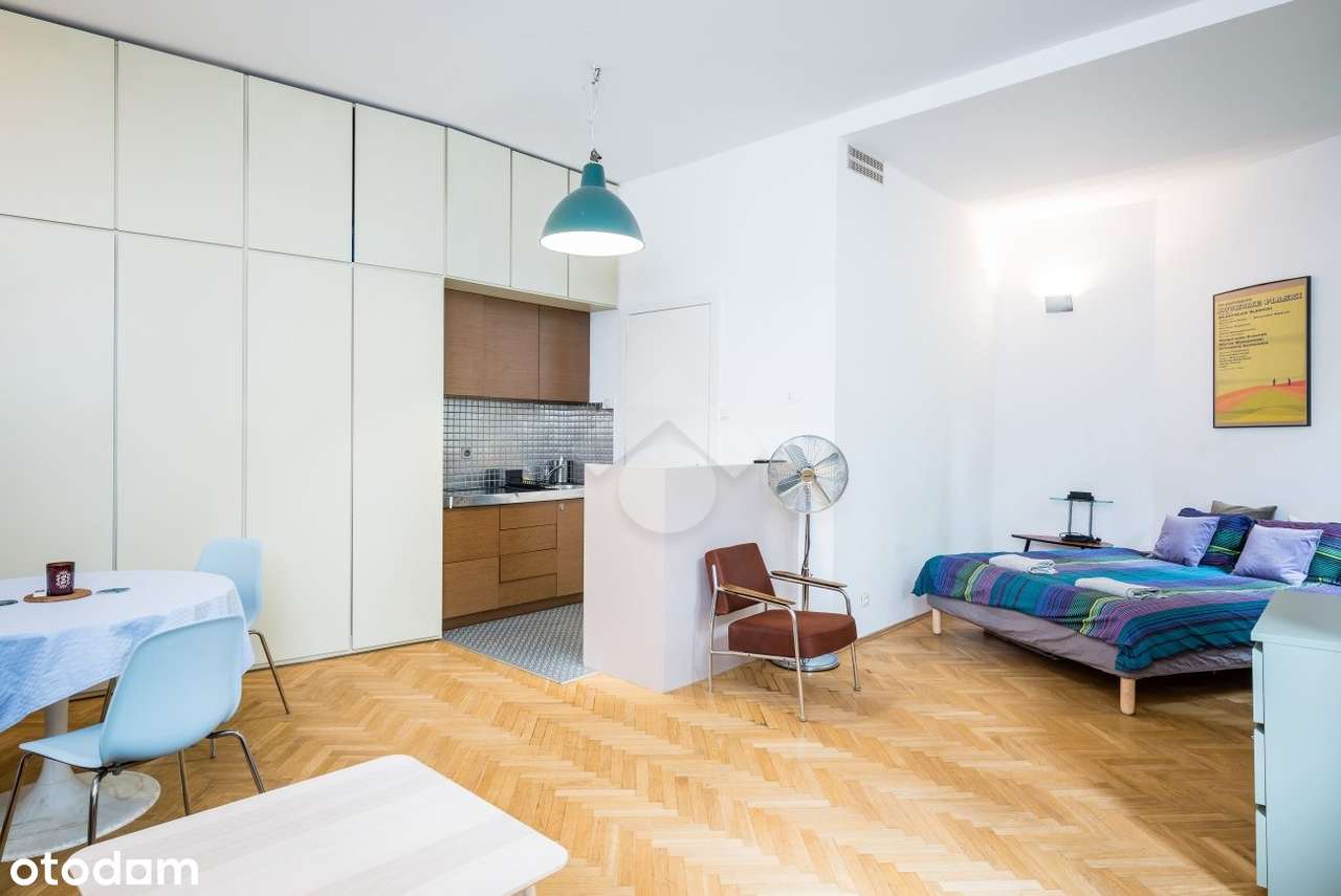 Gotowa kawalerka w sercu Krakowa!-4