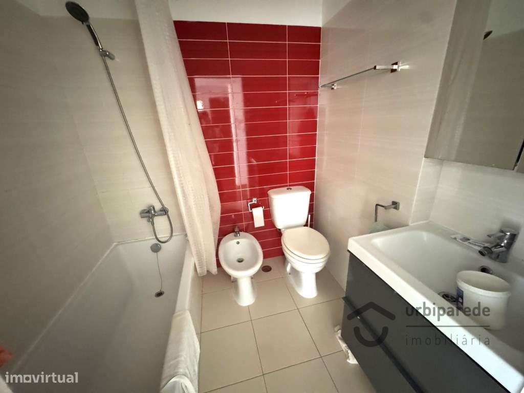 Apartamento T3 no Restelo c/ vista Rio.-15